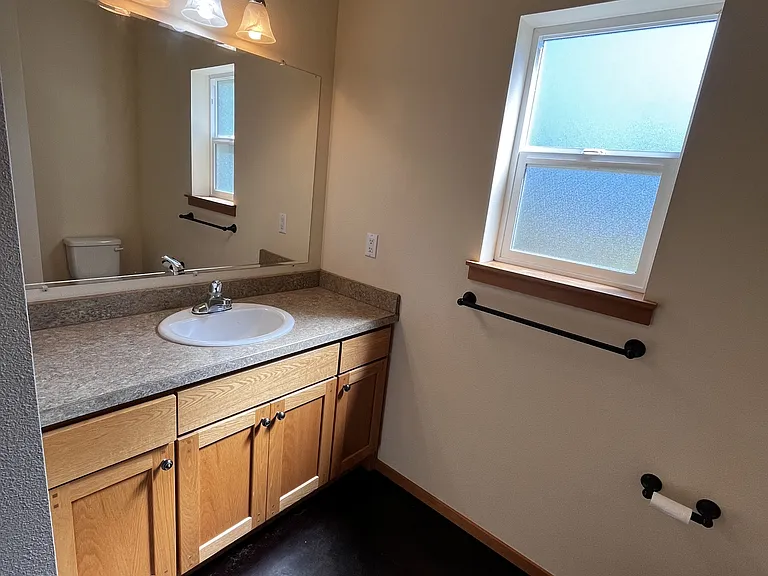 251 W Berry Ridge Rd — Photo 23
