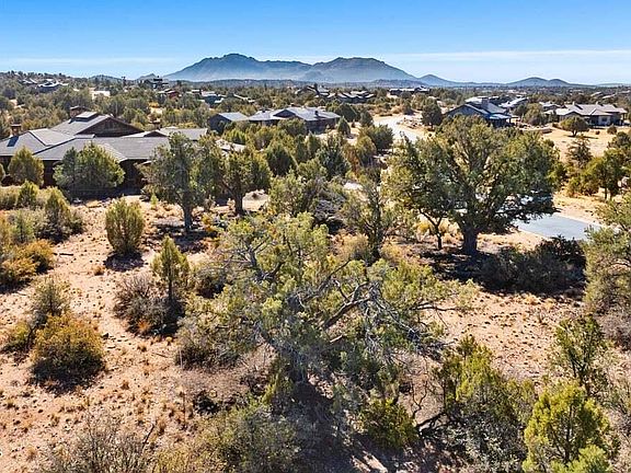 5th image of 14445 N Three Sisters Dr