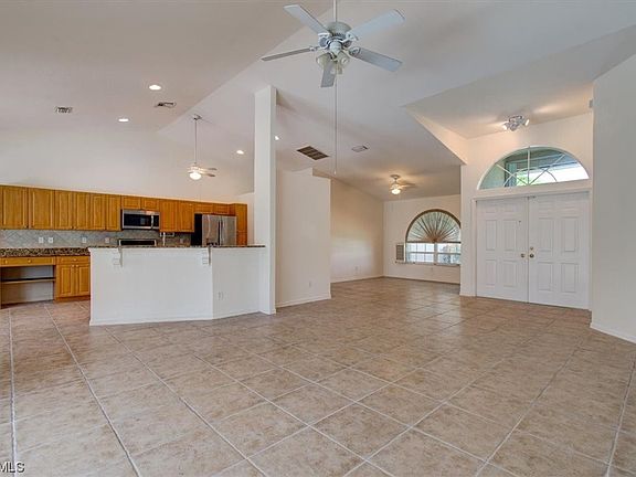 4th image of 2224 NW 9th St