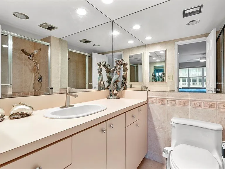 4010 Galt Ocean Dr #312 — Photo 20