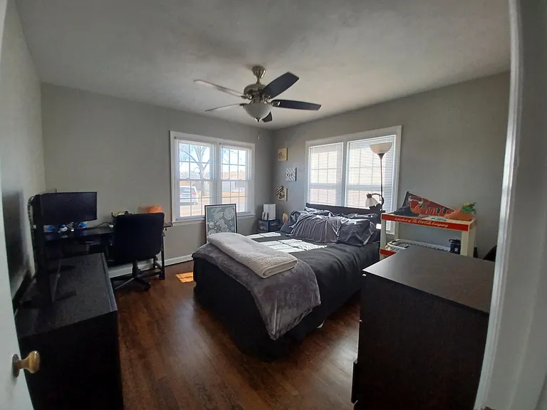 1701 W 8th Ave — Photo 11