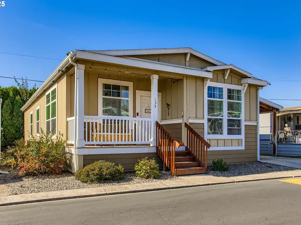 12450 SW Fischer Rd Unit 134, Portland, OR 97224