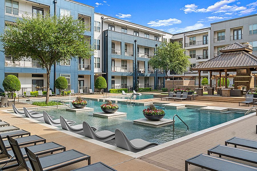 Resort-style pool and sundeck