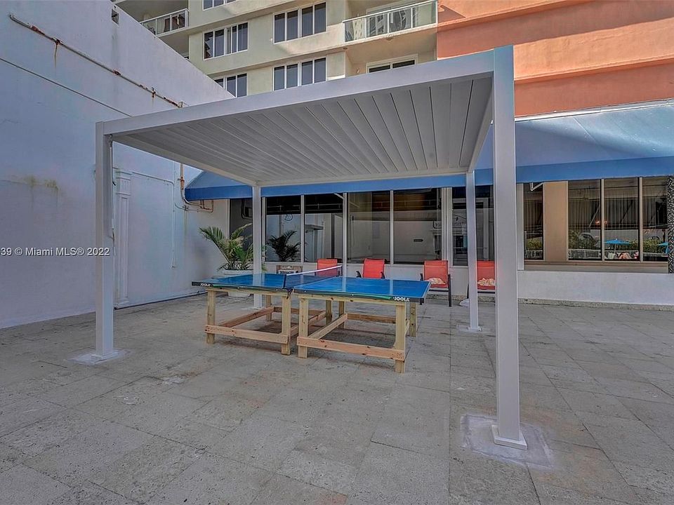 1st image of 19201 Collins Ave #523