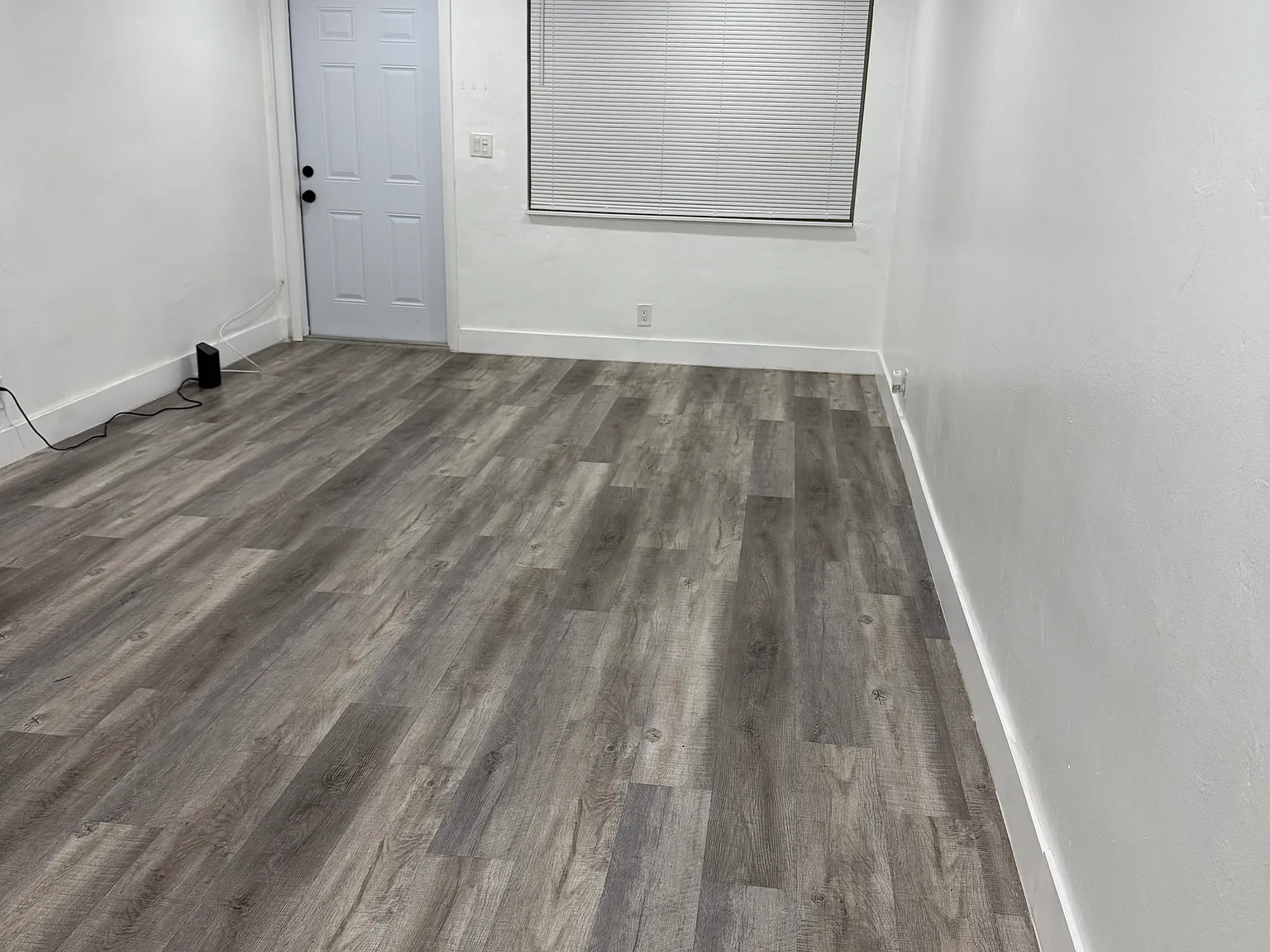 2 bed, 900 sqft, $1,900 — Photo 4