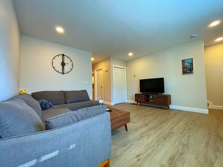 171 Dunnell Ave #2 — Photo 3