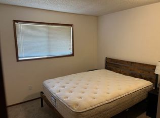 1533 Clydesdale Dr SE, Salem, OR 97317
