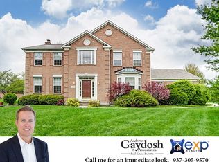 10670 Willow Brook Dr, Dayton, OH 45458