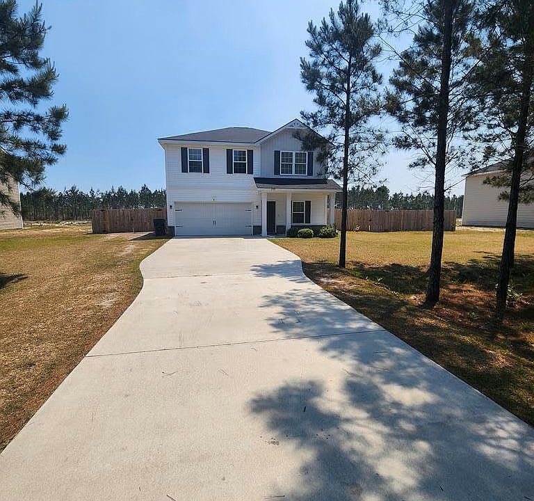 1st image of 2722 SE Arnold Dr