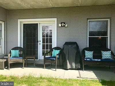 4th image of 17 Stonewall Ct #17