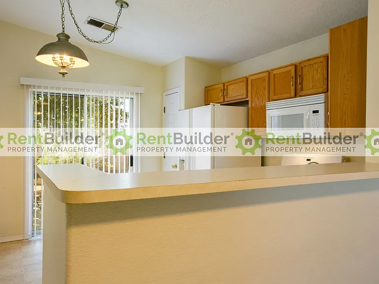 5106 Park Ridge Rd NW — Photo 4