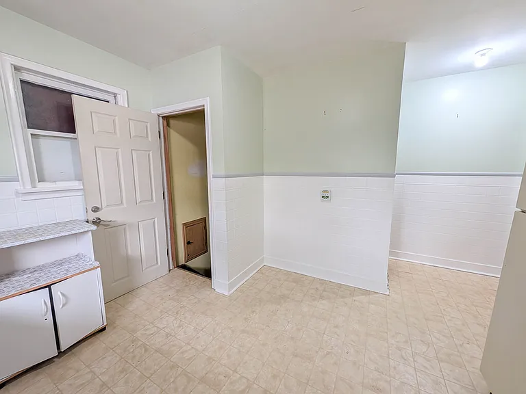 37 Franklin Blvd — Photo 10