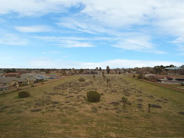 30 Stw Vic Ave #M6, Lancaster, CA 93536