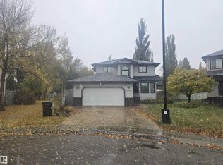 3659 30th St NW, Edmonton, AB T6T1K3