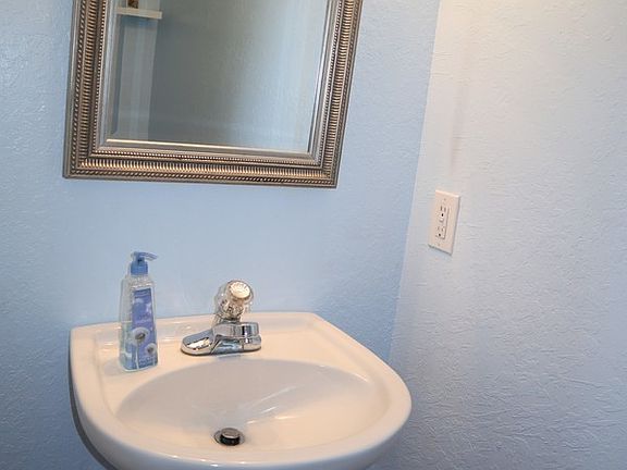 5th image of 2808 Leila Ave