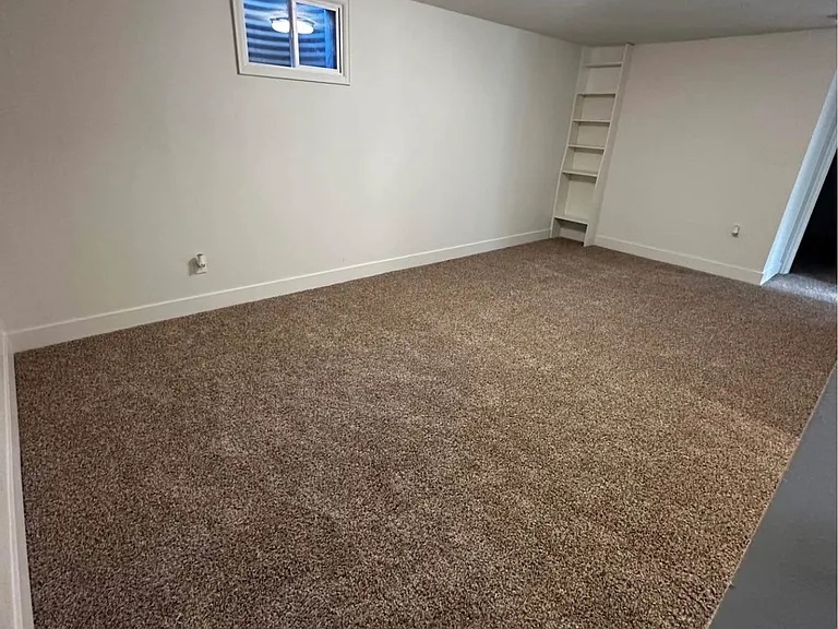 5569 Troy St — Photo 2