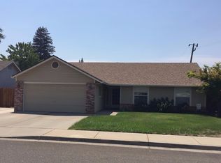 1127 Kimball St, Oakdale, CA 95361