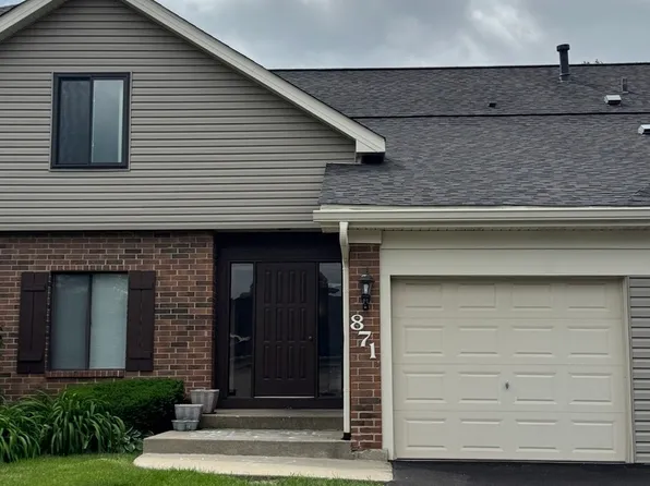 871 Cross Creek Ct #C3, Roselle, IL 60172