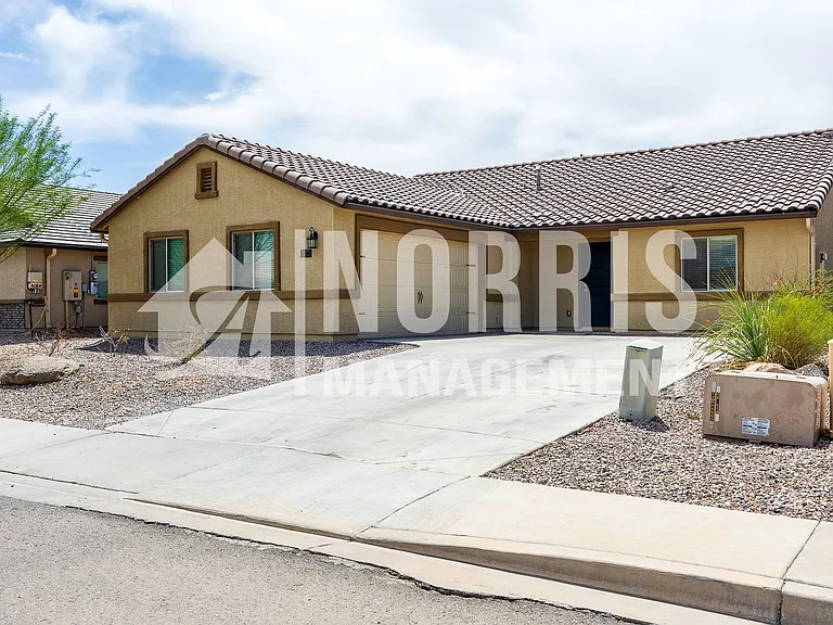 2577 N Agave Ln — Photo 5