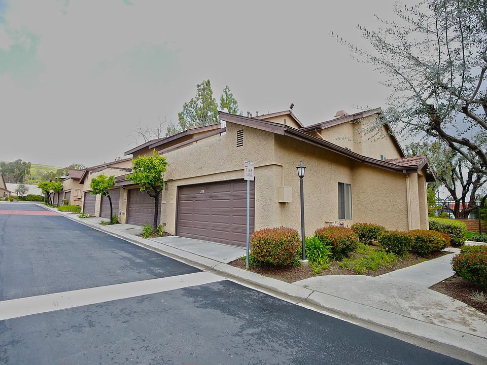 1st image of 2730 Calle Ruiz