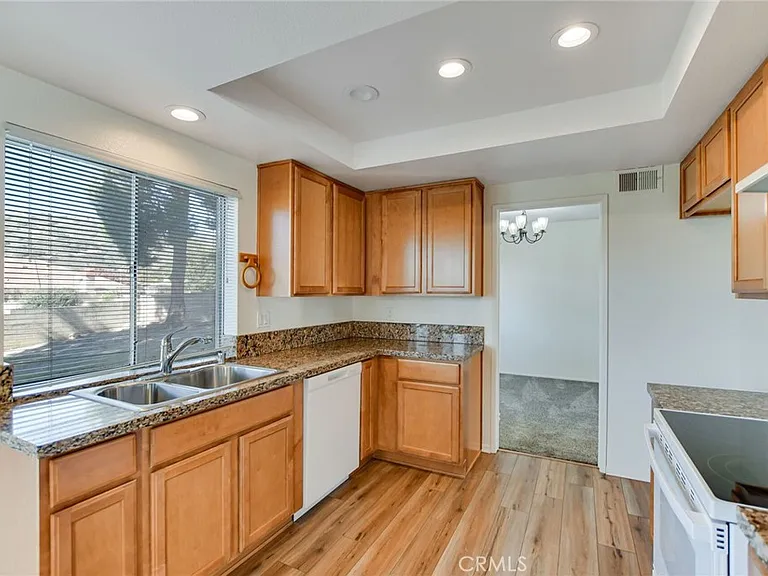 2785 Westfield Pl — Photo 17