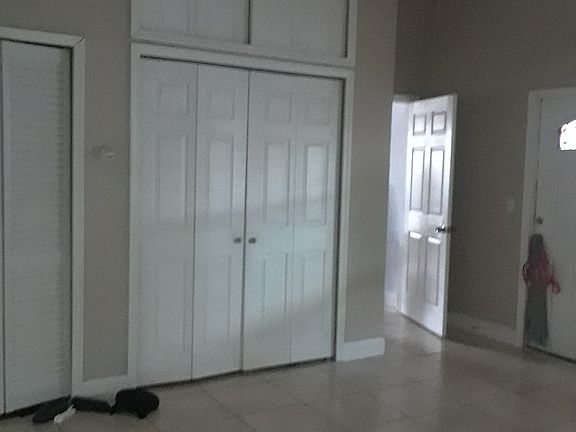 3rd image of 9345 SW 43rd St
