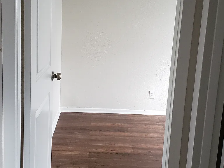 7203 Providence Ave #A — Photo 10