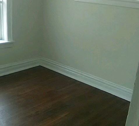 5th image of 4711 Newport Ave
