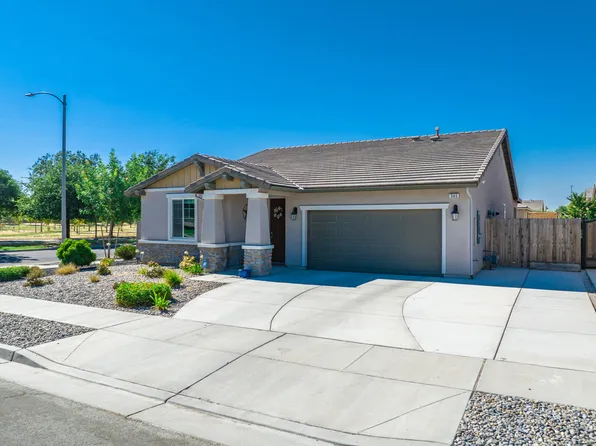 565 Ruby Drive, Lemoore, CA 93245
