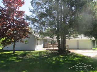 1789 S Smith Crossing Rd, Midland, MI 48640