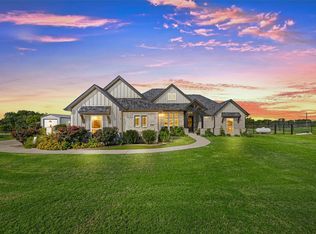 343 Red Bird Dr, Springtown, TX 76082