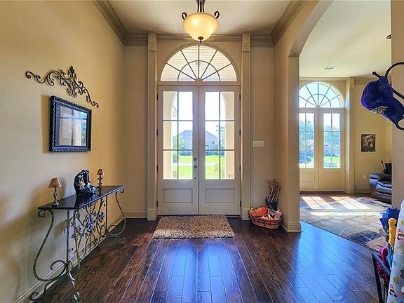 5th image of 443 Clayton Ct