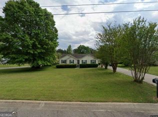 41 Summer Mist Ct, Stockbridge, GA 30281