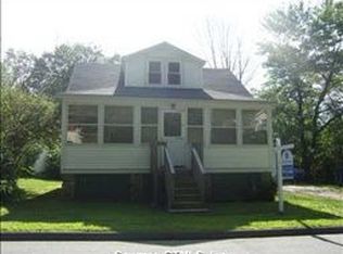 17 White Ave, Middlebury, CT 06762