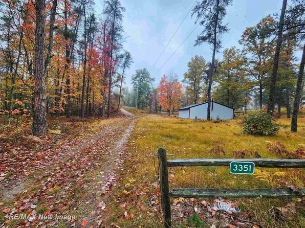 3351 Pipeman Rd, Harrison, MI 48625