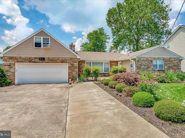 604 Marsh Rd, Wilmington, DE 19809