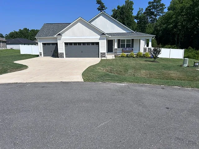 159 Scotties Ridge Dr — Photo 1