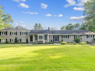 359 Vine Rd, Stamford, CT 06905