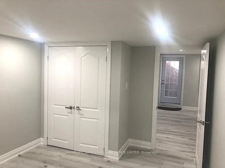 31 Lexington Rd #BASEMENT — Photo 5