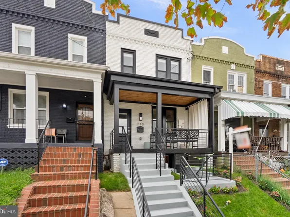 710 Farragut St NW, Washington, DC 20011