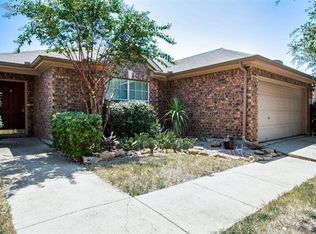 527 Colt Dr, Forney, TX 75126