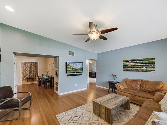 2nd image of 1626 N Palmway