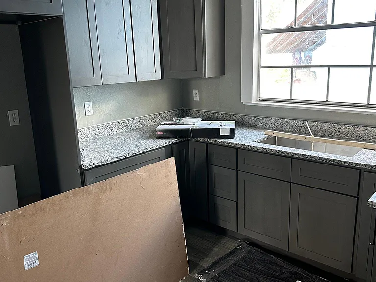 1813 E 20th Ave — Photo 2
