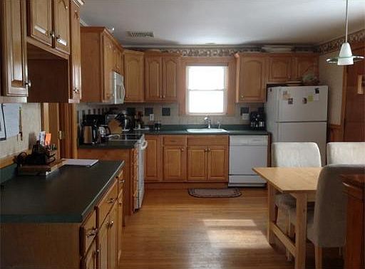 1st image of 15 Hillside Ave