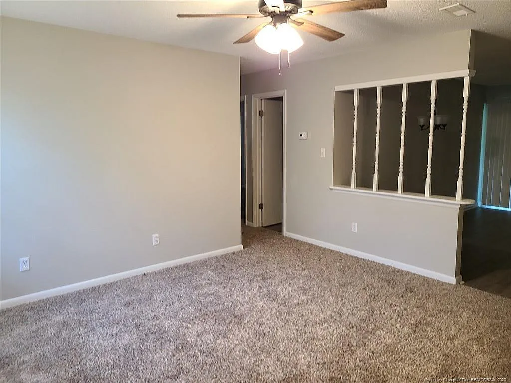 2 bed, 1.5 bath, 1000 sqft, $1,250 — Photo 3