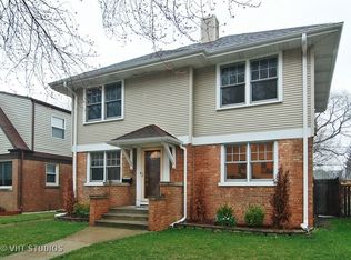1040 Hannah Ave, Forest Park, IL 60130