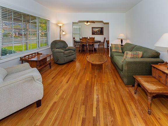 4th image of 3300 W Wyoming Ave