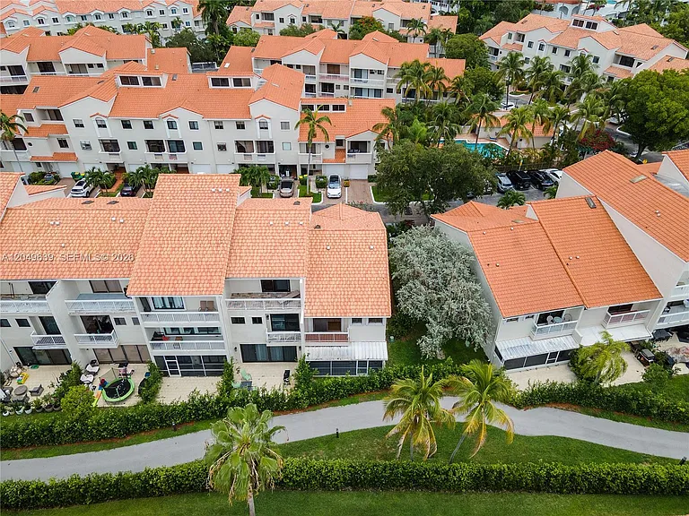 21378 Marina Cove Cir #11-B — Photo 38