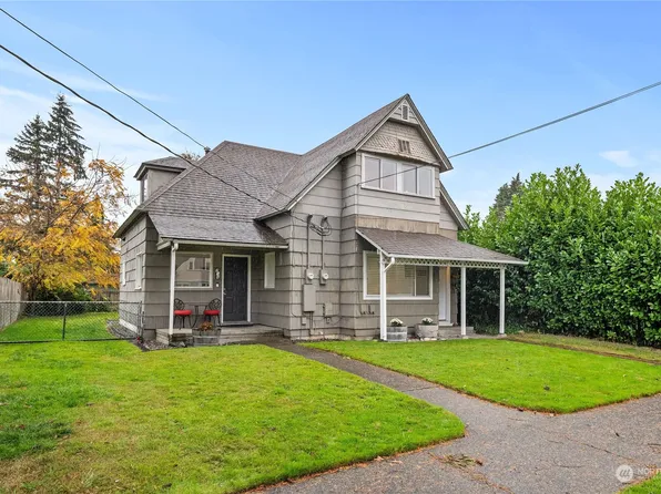 714 & 712 7th Street SW, Puyallup, WA 98371