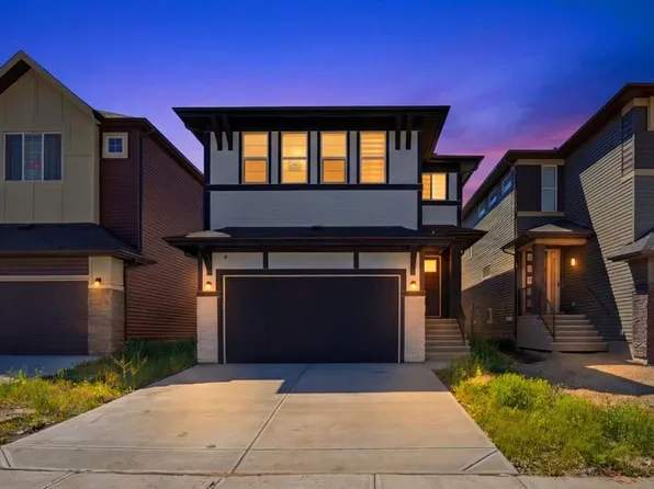 79 E Amblefield Grv NW, Calgary, AB T3P 2K1
